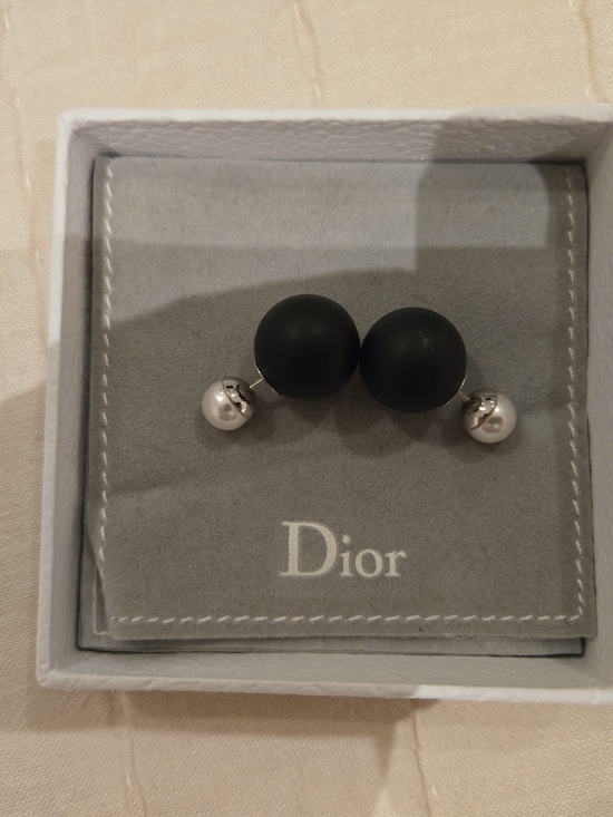 Dior Jewelry - Dior Black & White Tribal Pearl Double-Sided Earrings
